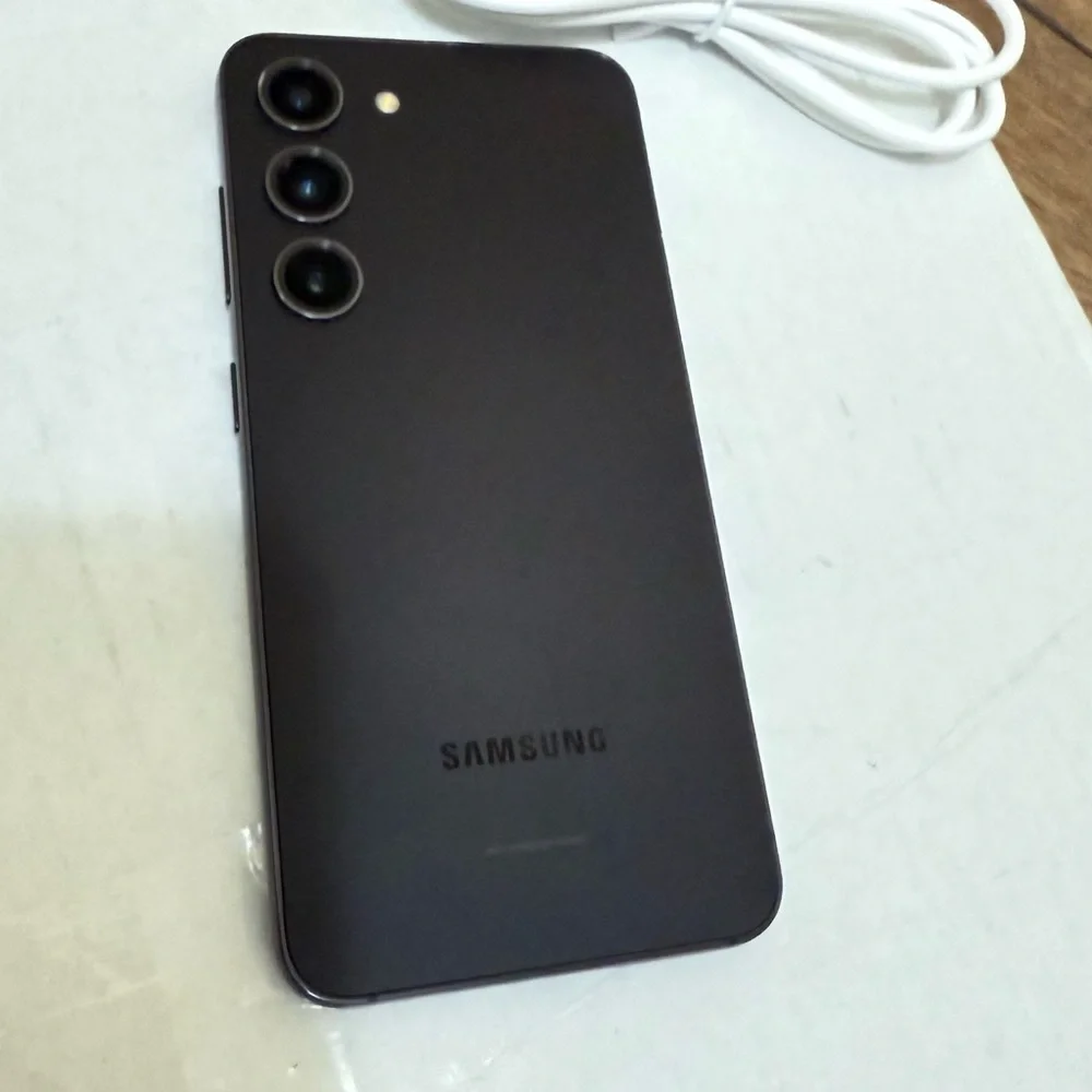 Samsung Galaxy S23 128GB unlocked for any company
